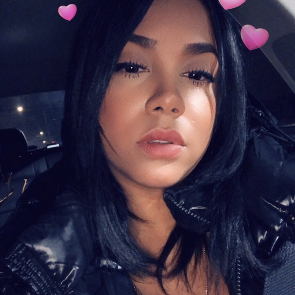 Meet your Posher, Cristina